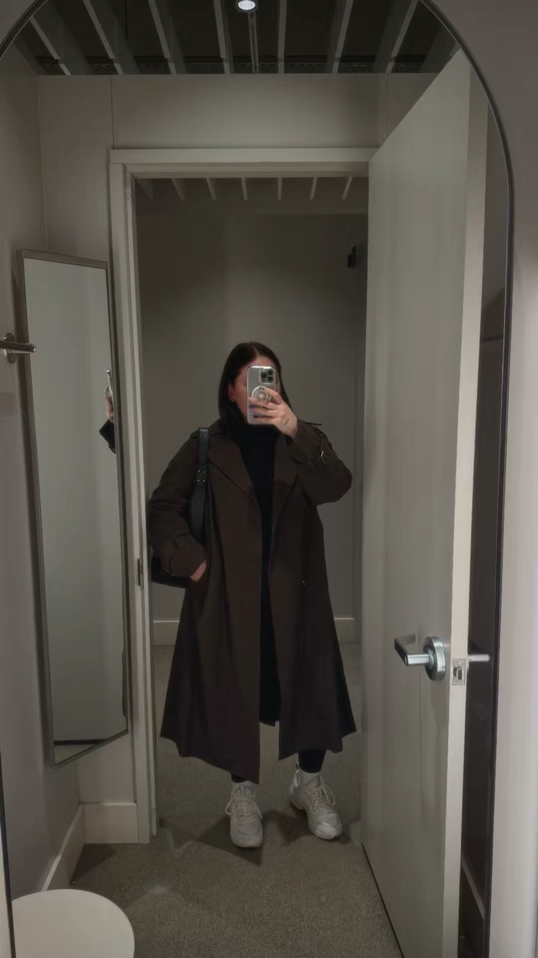 Trench: Small
Sweater: Medium
Leggings: 6
Shoes: 8.5



#LTKshoes #LTKwinter #LTKstyletip