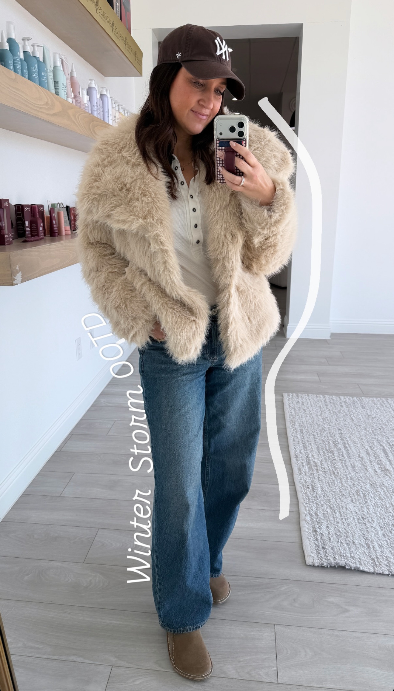 Winter Storm OOTD 
Use code DENIMAF for an extra 15% off 
 

#LTKootd #LTKmomlife #LTKdayinmylife