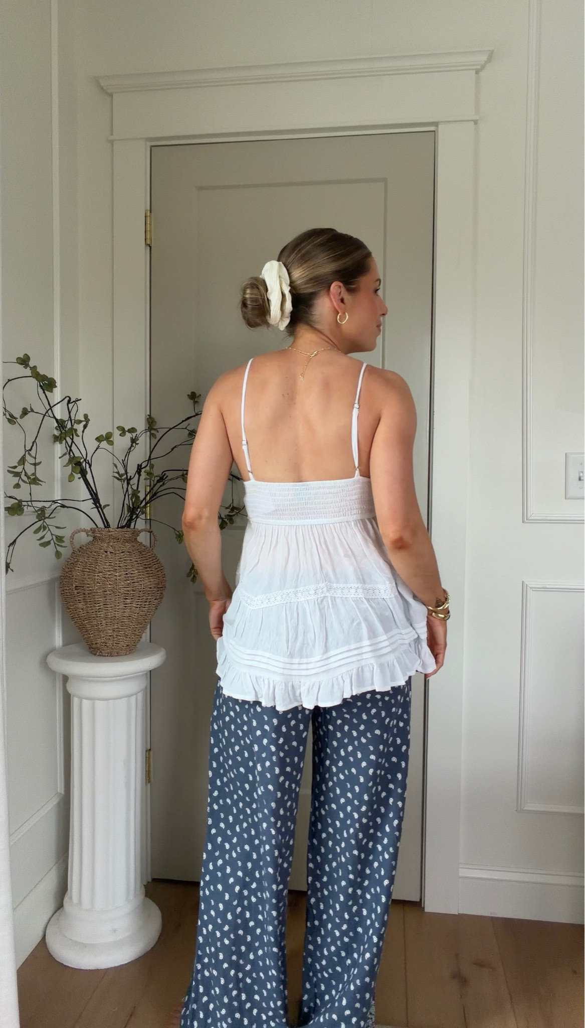 The ruffles on the bottom of this shirt are EVERYTHING 🤩❤️

#target #targetfashion #maternity #bumpfashion #summeroutfit

#LTKootd #LTKselfcare #LTKBeauty