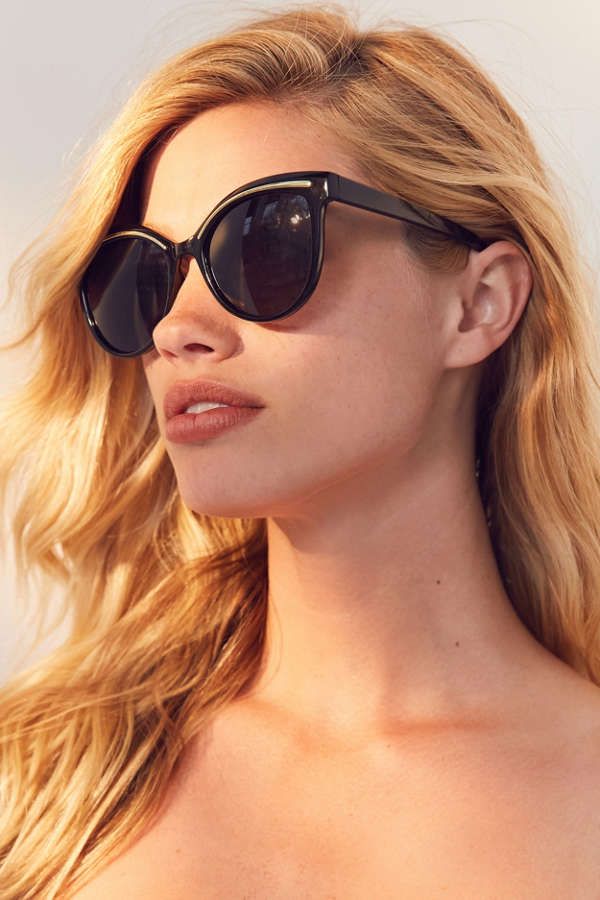 Metal Temple Cat-Eye Sunglasses | Urban Outfitters US