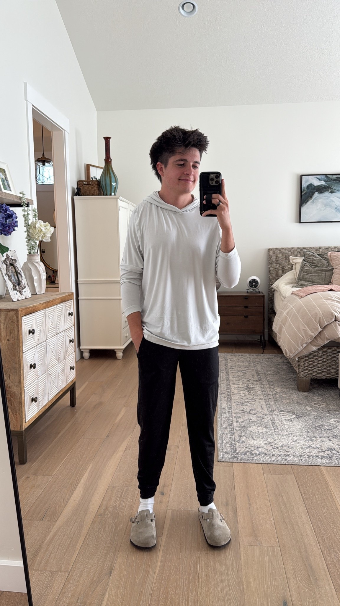 This is your sign to get Vuori clothes for the fall with the cold weather coming in… 

Literally everything from  Vuori is stretchy and buttery soft! These joggers, I’m wearing have their own special type of fabric that Vuori made it’s called “DreamKnit”. 

#LTKMens #LTKSeasonal #LTKFamily