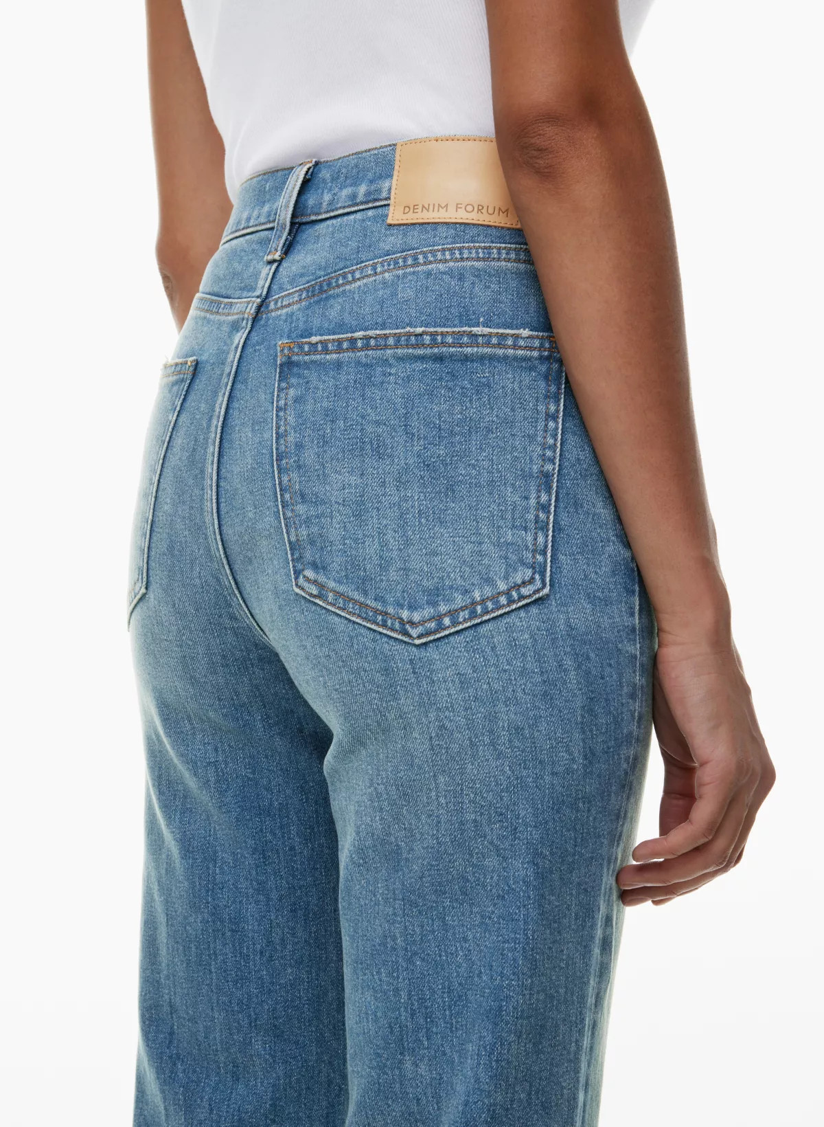 THE ARLO HI-RISE STRAIGHT JEAN | Aritzia