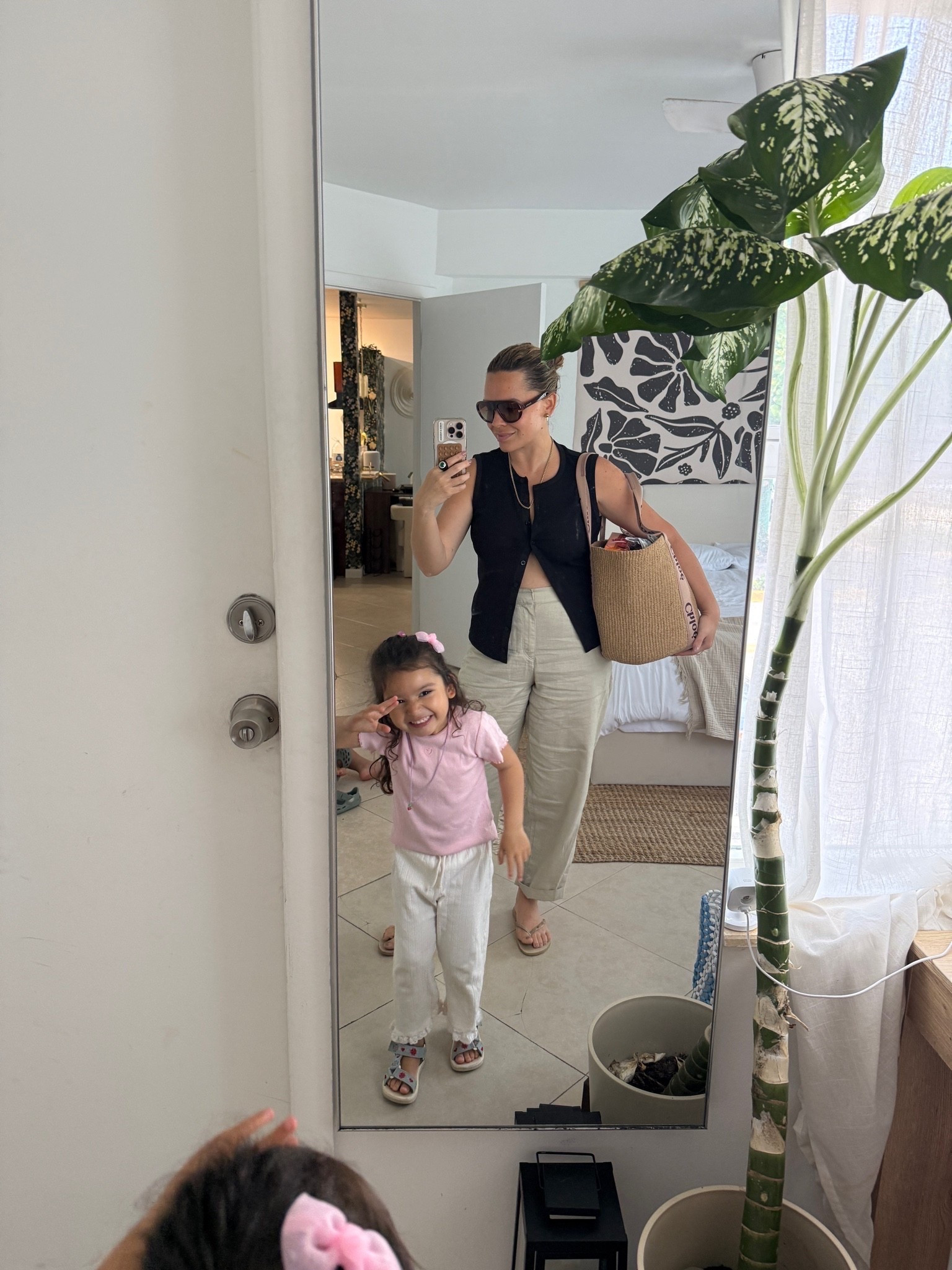 Mami is wearing lo nuevo de Uniqlo.

#LTKdayinmylife #LTKmomlife #LTKgrwm