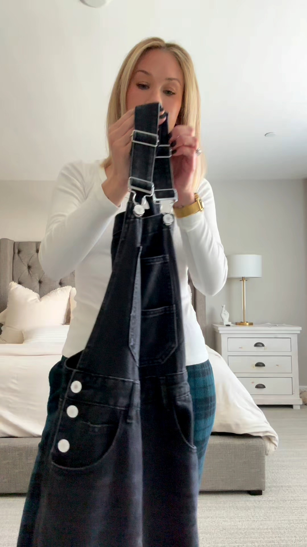 Wearing size XS in these barrel overalls from Amazon and I’m 5’5” for reference 🫶🏼

#LTKFindsUnder100 #LTKgrwm #LTKootd