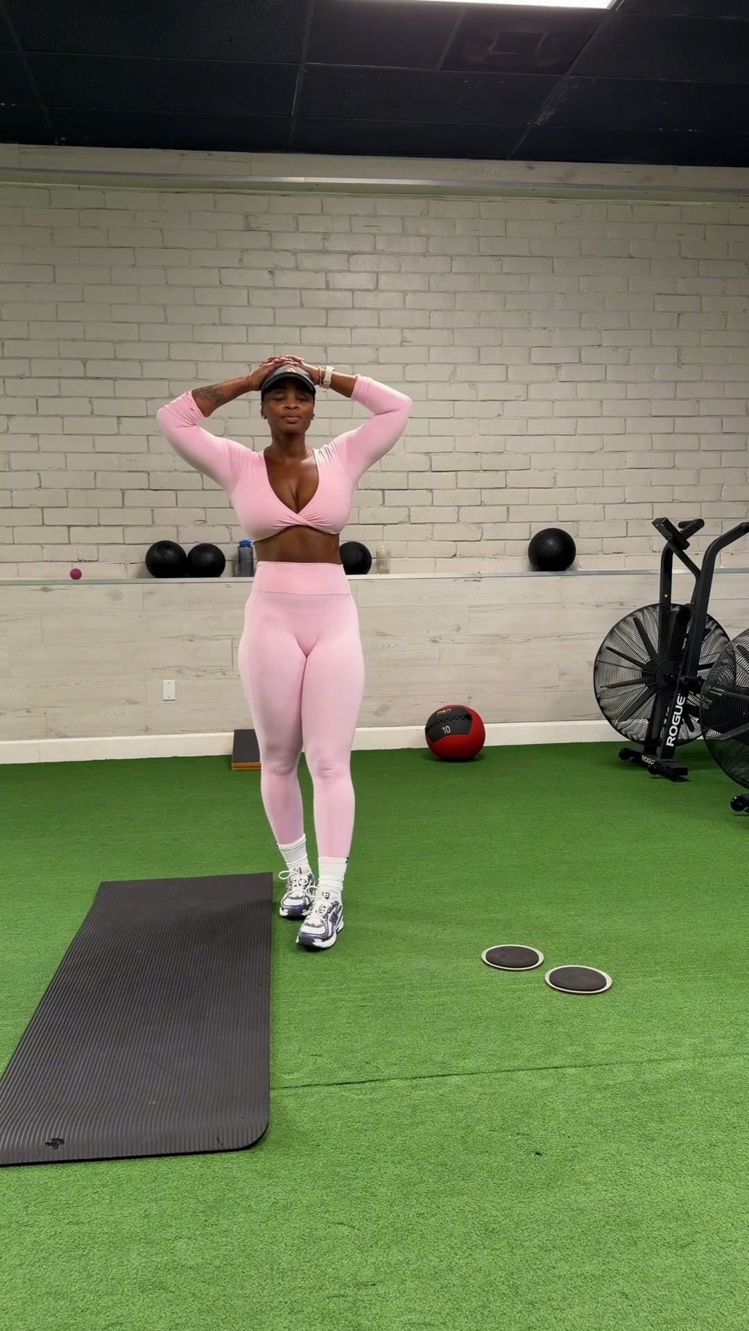 A week of workout sets!! The most important factor of a good workout is the right outfit! 

#LTKFindsUnder50 #LTKootd #LTKActive