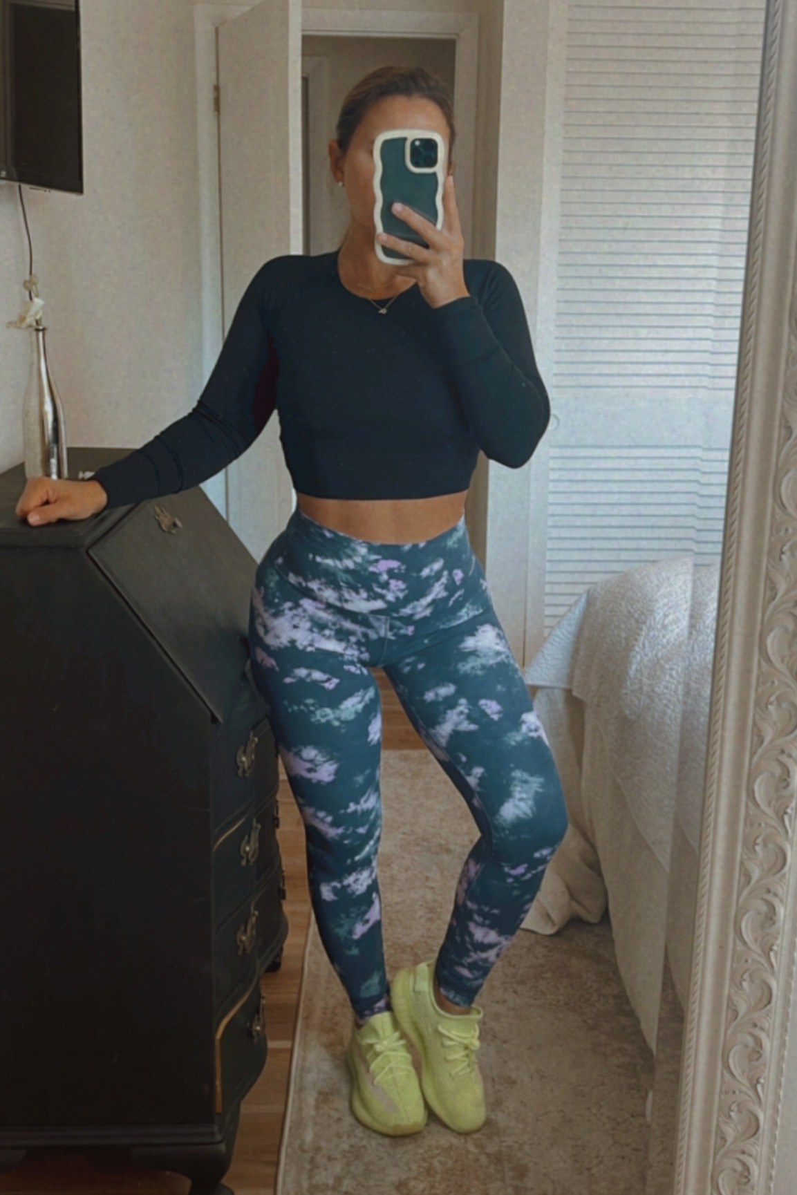 Workout OOTD ✨ #lululemon #workout #fitness #amazon #ootd #ltkootd

#LTKfit #LTKFind #LTKcurves