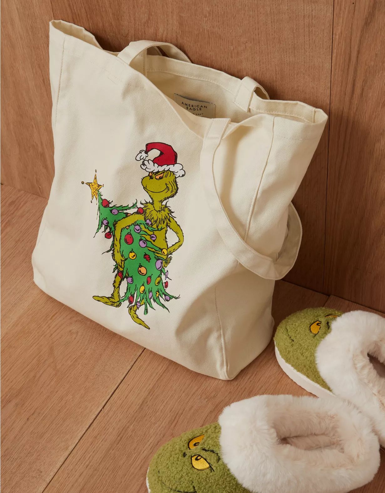 AE Grinchmas Tote | American Eagle Outfitters (US & CA)