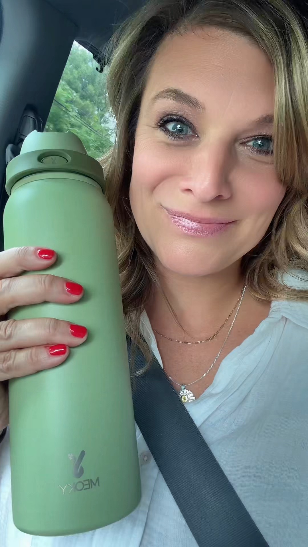 ✨ This tumbler seriously lives up to the hype! 🩵 The MEOKY 40oz Tumbler keeps my drinks ice cold for up to 24 hours, and I love that it gives you three ways to sip—a straw, sip spout, or wide opening. Perfect for busy moms, road trips, workouts, or just making sure your water stays cold all day long. 💧🙌

If you’ve been looking for your new favorite tumbler… this is it! 🤍#Meoky #WaterTumbler #HydrationGoals #MomMustHaves #AmazonFinds

#LTKmomlife #LTKActive #LTKselfcare