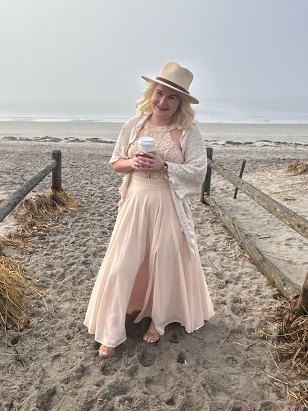 Lulu’s has the best dresses for wedding season. I usually wear a small in their dresses and they are true to size. Though I do have to get them hemmed. Do you have a wedding coming up this summer?

#LTKParties #LTKStyleTip #LTKWedding