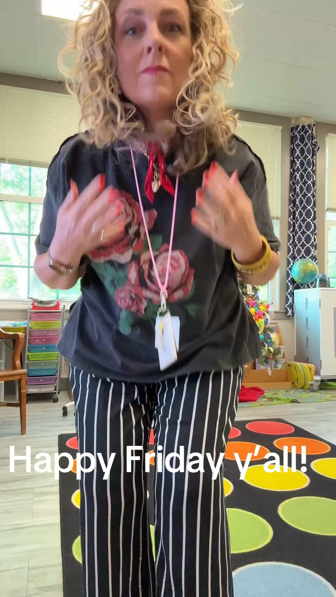 Kindergarten teacher Friday ootd 

#LTKOver40 #LTKmomlife #LTKootd