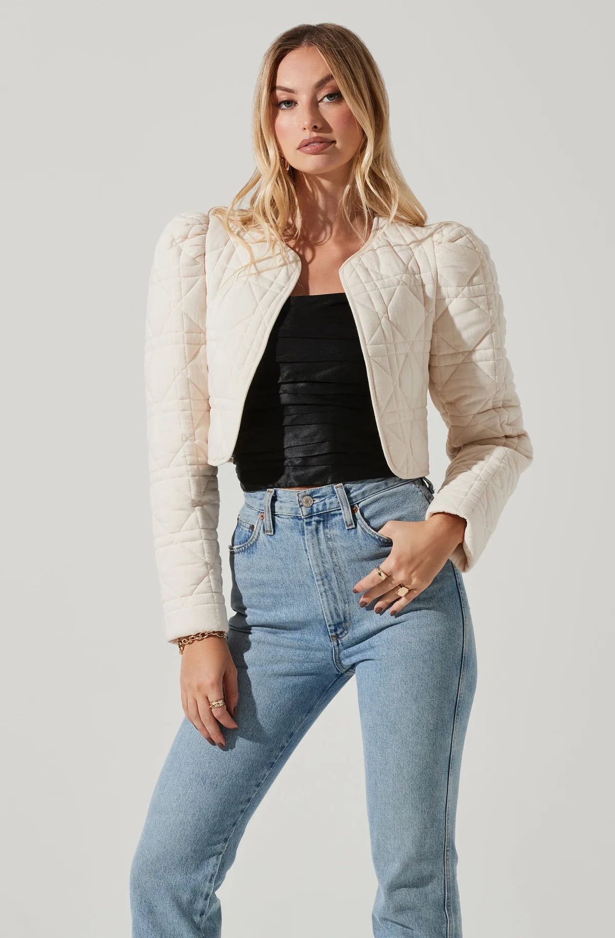 Lucia Quilted Cropped Puff Sleeve Jacket | ASTR The Label (US)