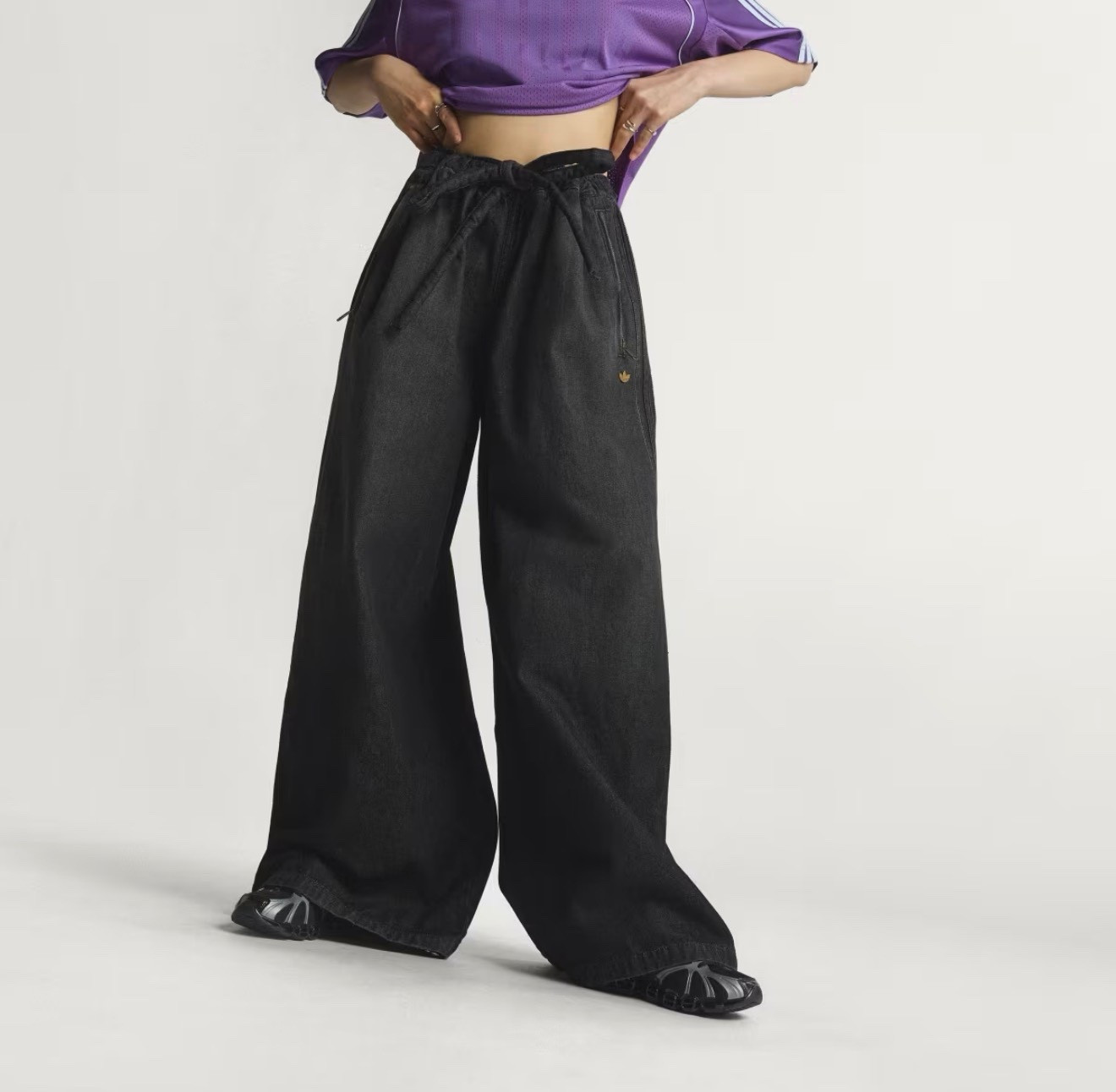 Adidas is always in my rotation. Sharing my favorite go-to pieces that I actually wear on repeat 🤍
Comfort, cool, and easy to style. Everything is linked here.