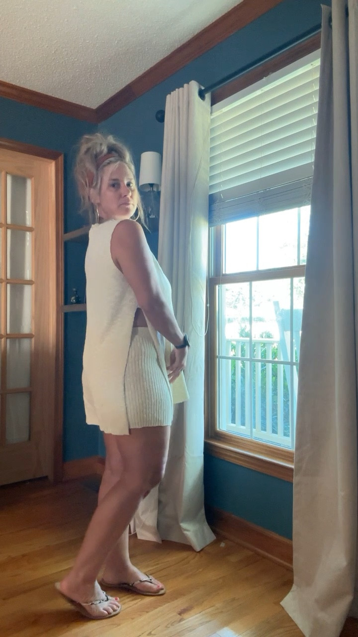 Super cute 2 piece set for Summer! Size: Medium 

#LTKMidsize #LTKSeasonal #LTKFindsUnder50