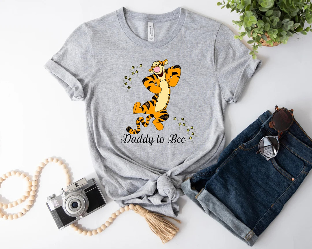 Daddy To Bee Shirt, Winnie The Pooh Baby Shower, Pregnancy Reveal Shirt, Winnie The Pooh Family M... | Etsy (US)