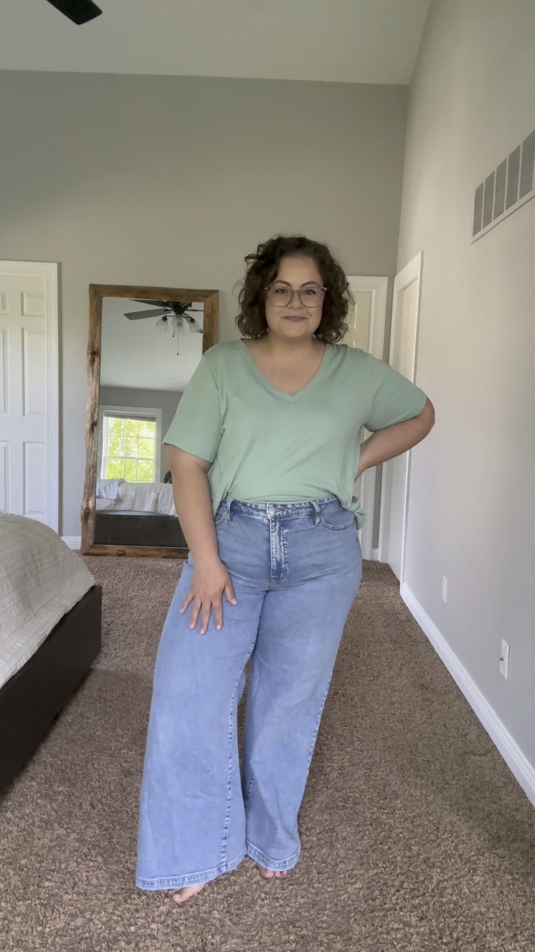 Back to basics. This Target tee is super affordable and perfect for a throw-on-and-go look. It comes in a variety of colors, making it a versatile addition to any wardrobe, especially for curvy bodies. 

Wearing 1x 

My size: xl/xxl/1x | 16/18 | 5’6” | 40c | 250lbs

#LTKPlusSize #LTKVideo #LTKMidsize