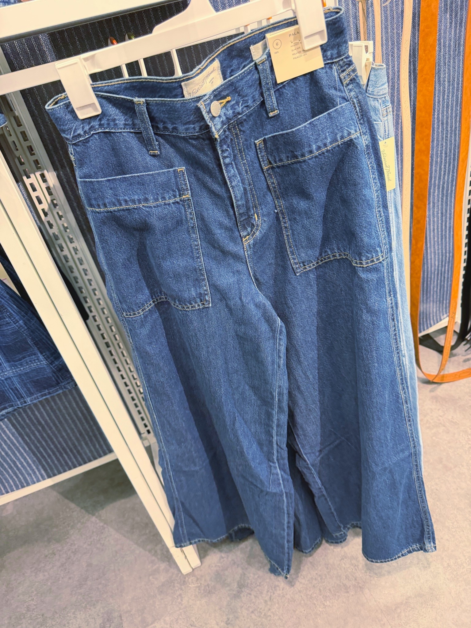 Target Women's Palazzo Wide Leg Jeans - Universal Thread Fall Outfit Ideas @Target #target #targetstyle #universalthread #newattarget #universalthread #denimjeans #palazzojeans #falloutfits #falldenims

#LTKootd #LTKgrwm #LTKTravel