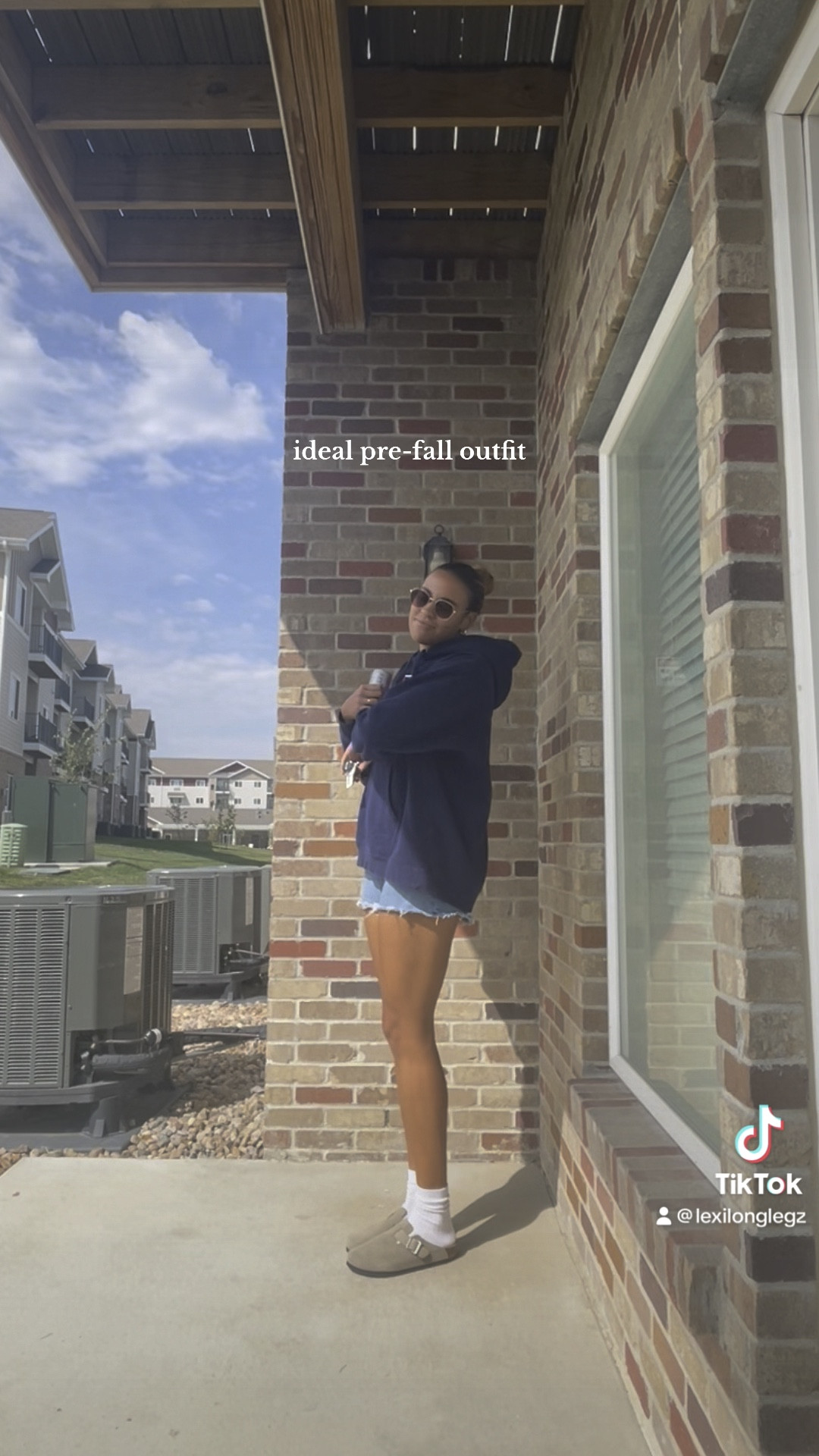 pre-fall outfit ft target birkenstock clog dupes 😋 

#LTKshoecrush #LTKfindsunder50 #LTKSeasonal