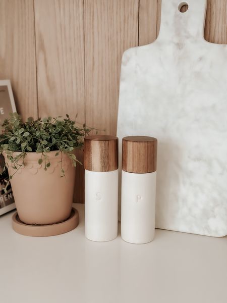 Ceramic salt and pepper grinder set from Figmint at Target. Only $15 for the set! 
I love the cream and wood and they work great! Easy to fill too. The wood top pulls right off. @target #targethome #targetfinds #figmint #kitchen 

#LTKhome