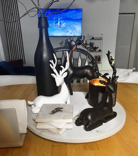 Ready for holiday centerpiece ideas? Here’s one with a lazy Susan! Love reindeer decor anyday! #amazon #tabletop #blackandwhite

#LTKHoliday #LTKSeasonal