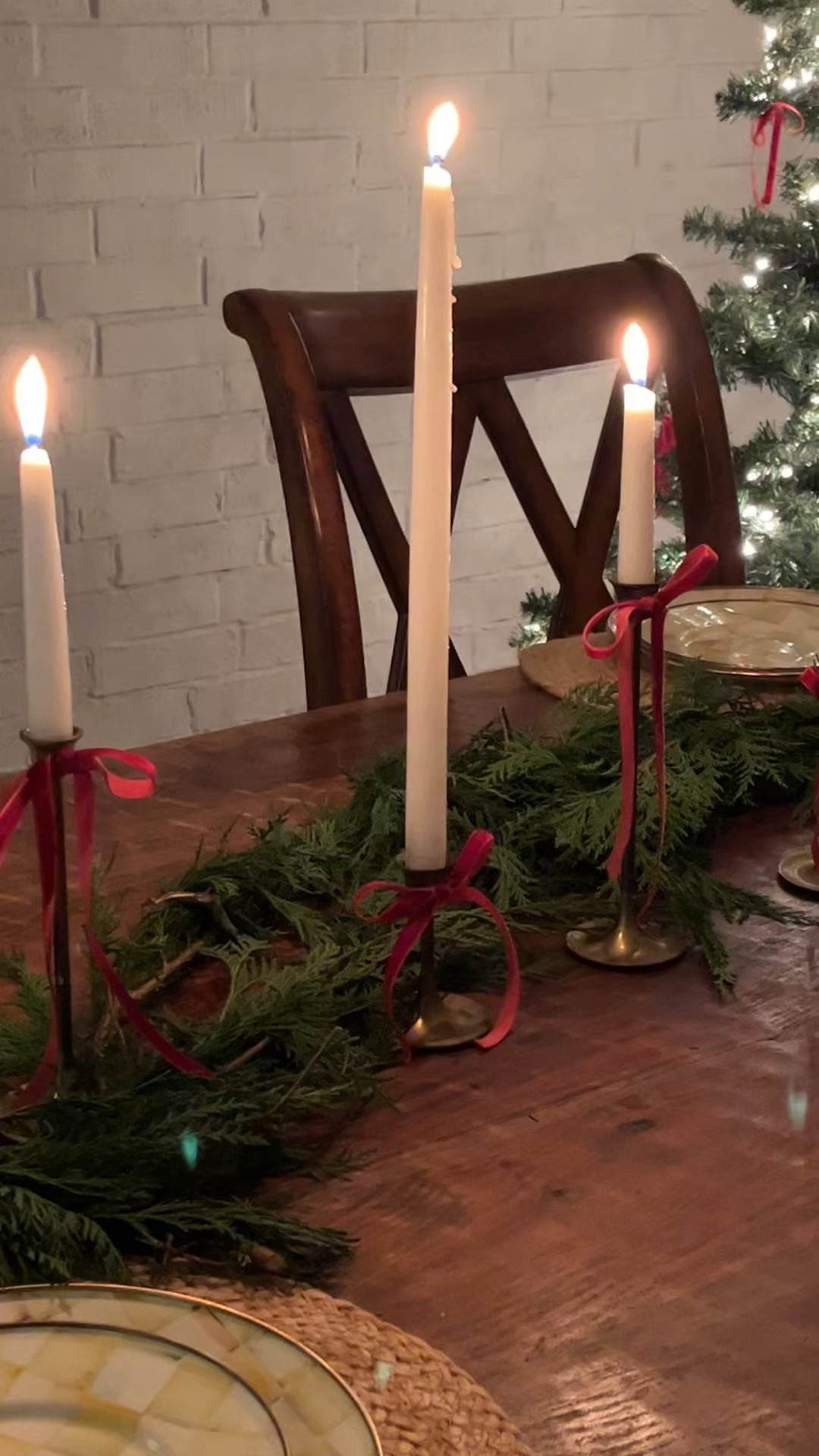 Christmas tablescape! 

#LTKHome #LTKHoliday #LTKSeasonal