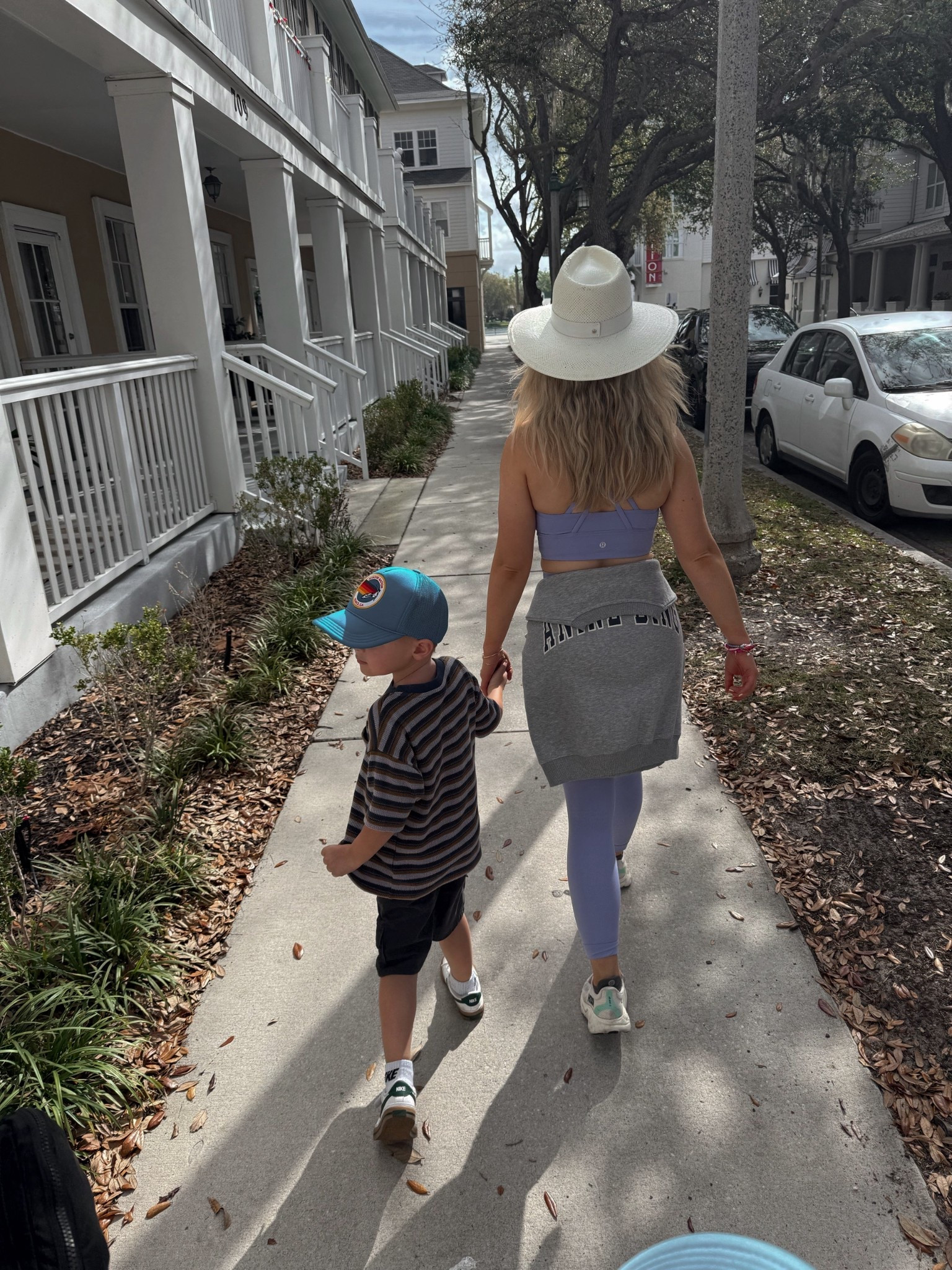 Morning walk in Florida 💜☀️

#LTKdayinmylife #LTKootd #LTKmorningroutine