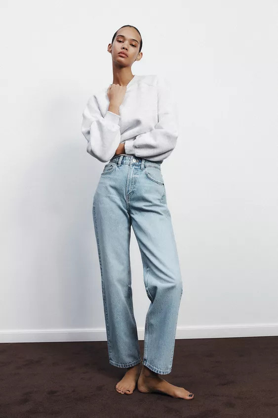 HIGH-WAISTED TRF MOM FIT JEANS | Zara US