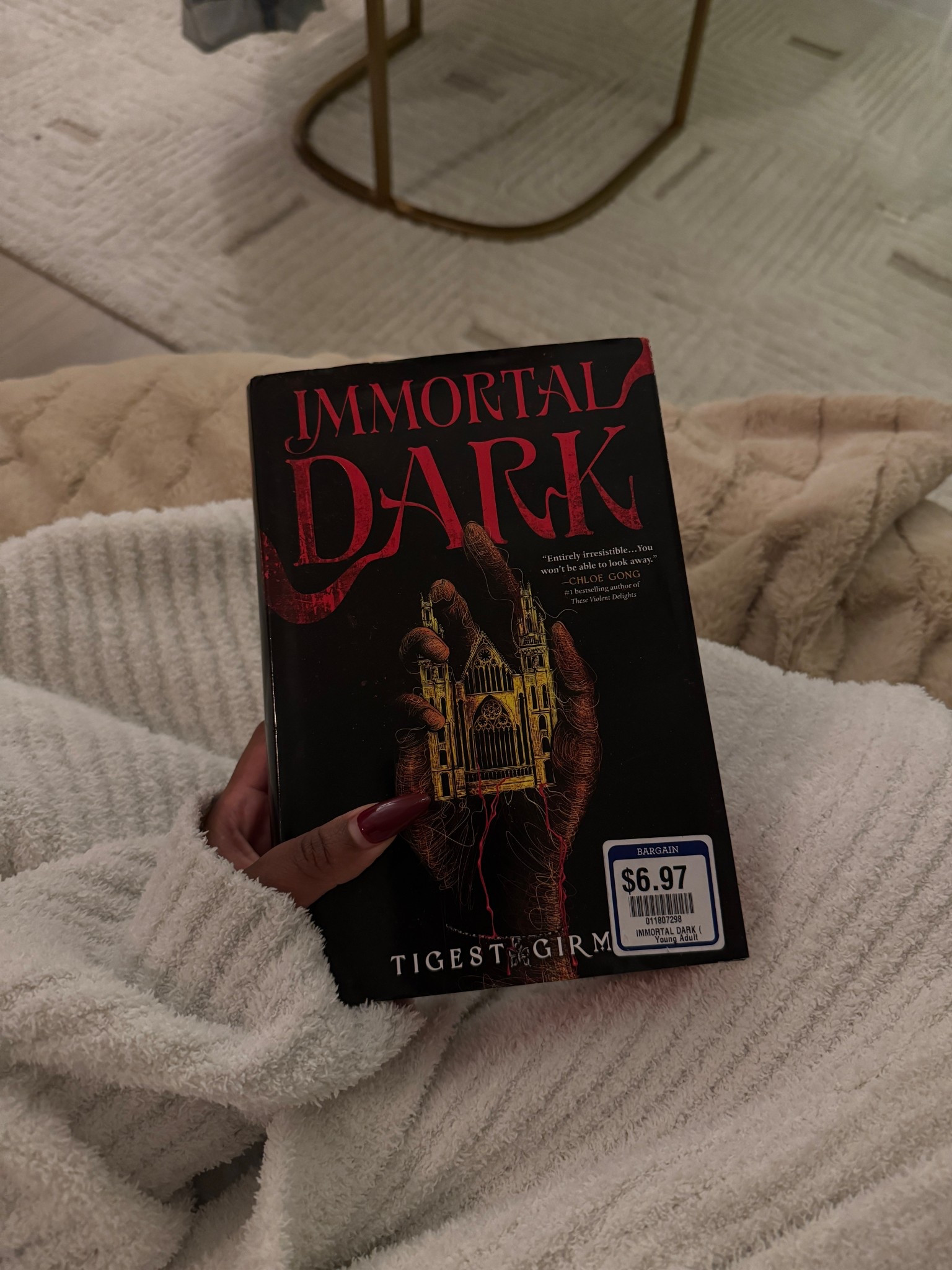 Determined to finish this! 

Current read, immortal dark, nighttime routine 

#LTKHome #LTKSeasonal