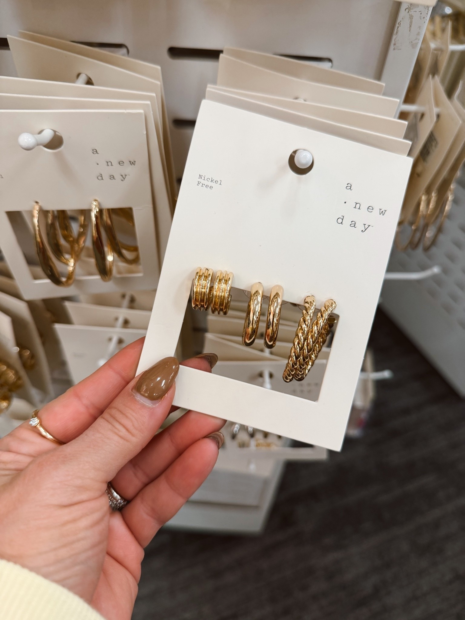 These look so much more expensive than they are

#LTKgrwm #LTKselfcare #LTKBeauty