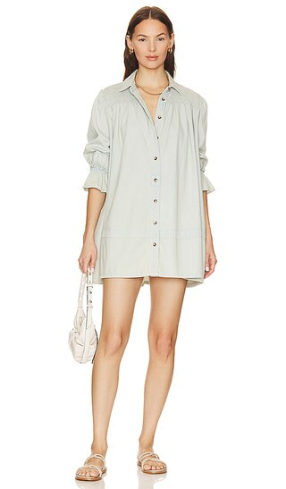 Vanessa Denim Tunic in Blue Chill | Revolve Clothing (Global)