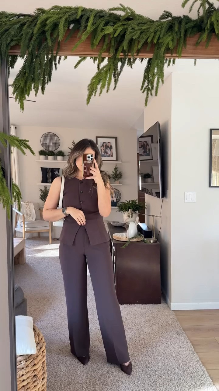 @aritzia TAKE MY MONEY 🤎🤎 Tap the LTK link in bio to shop this outfit and more of my style faves. Follow me on LTK! ✨ #LTKcreator #AritziaStyle #OOTD #aritziastyle #aritzia #worksuit