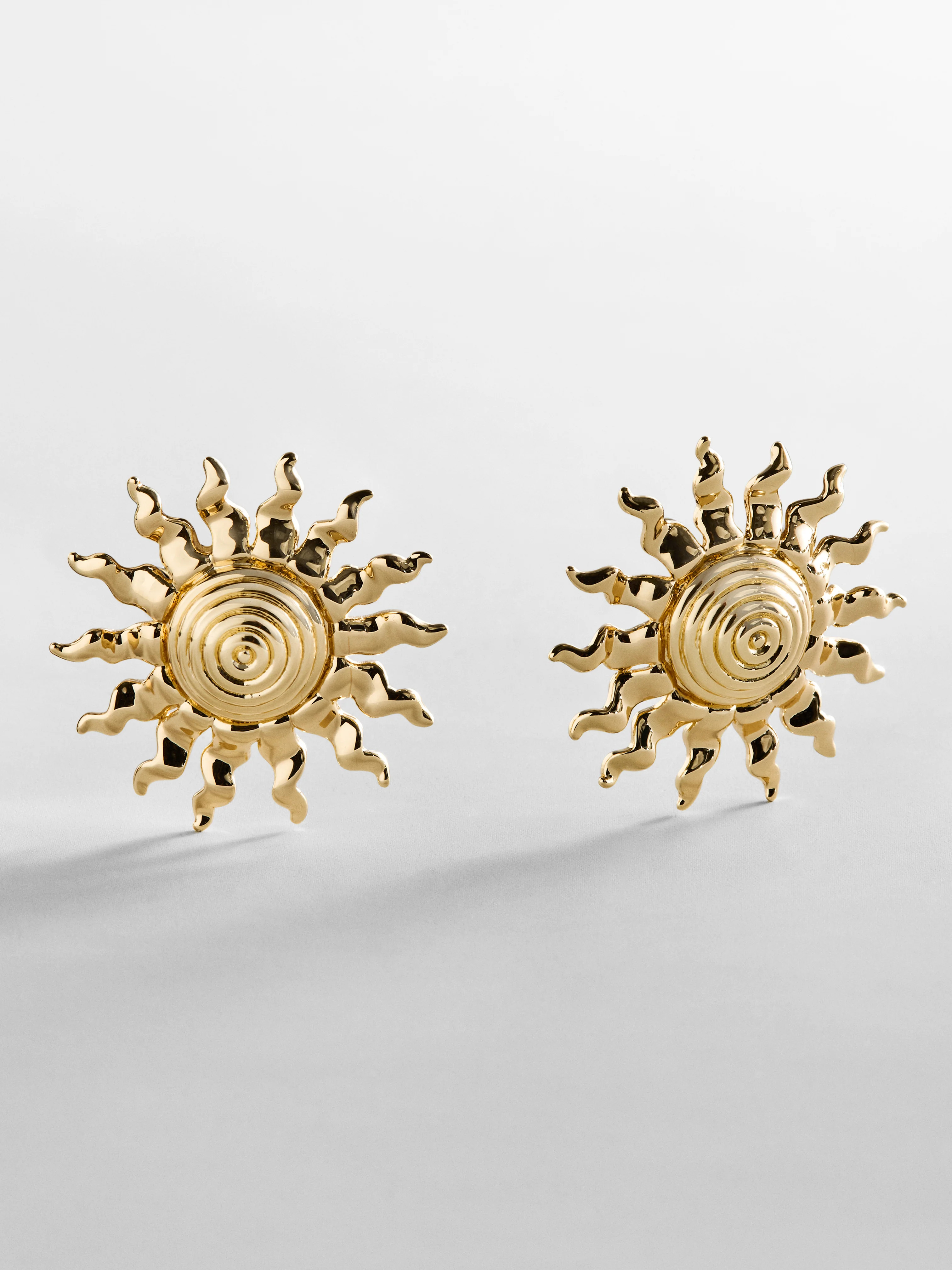 Catching Sunshine Earrings - Sun | BaubleBar