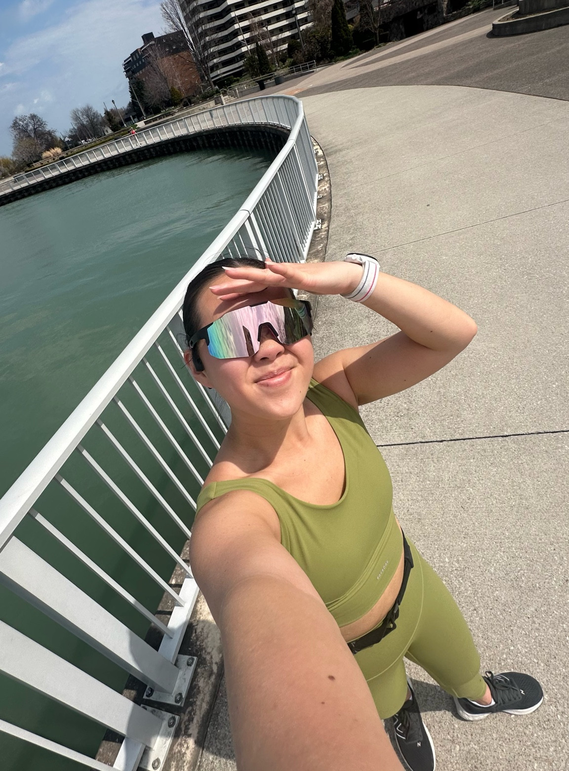 sunnies x spring runs 🤍☀️🕶️