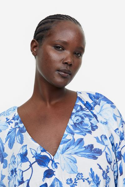 A-line dress | H&M (UK, MY, IN, SG, PH, TW, HK)