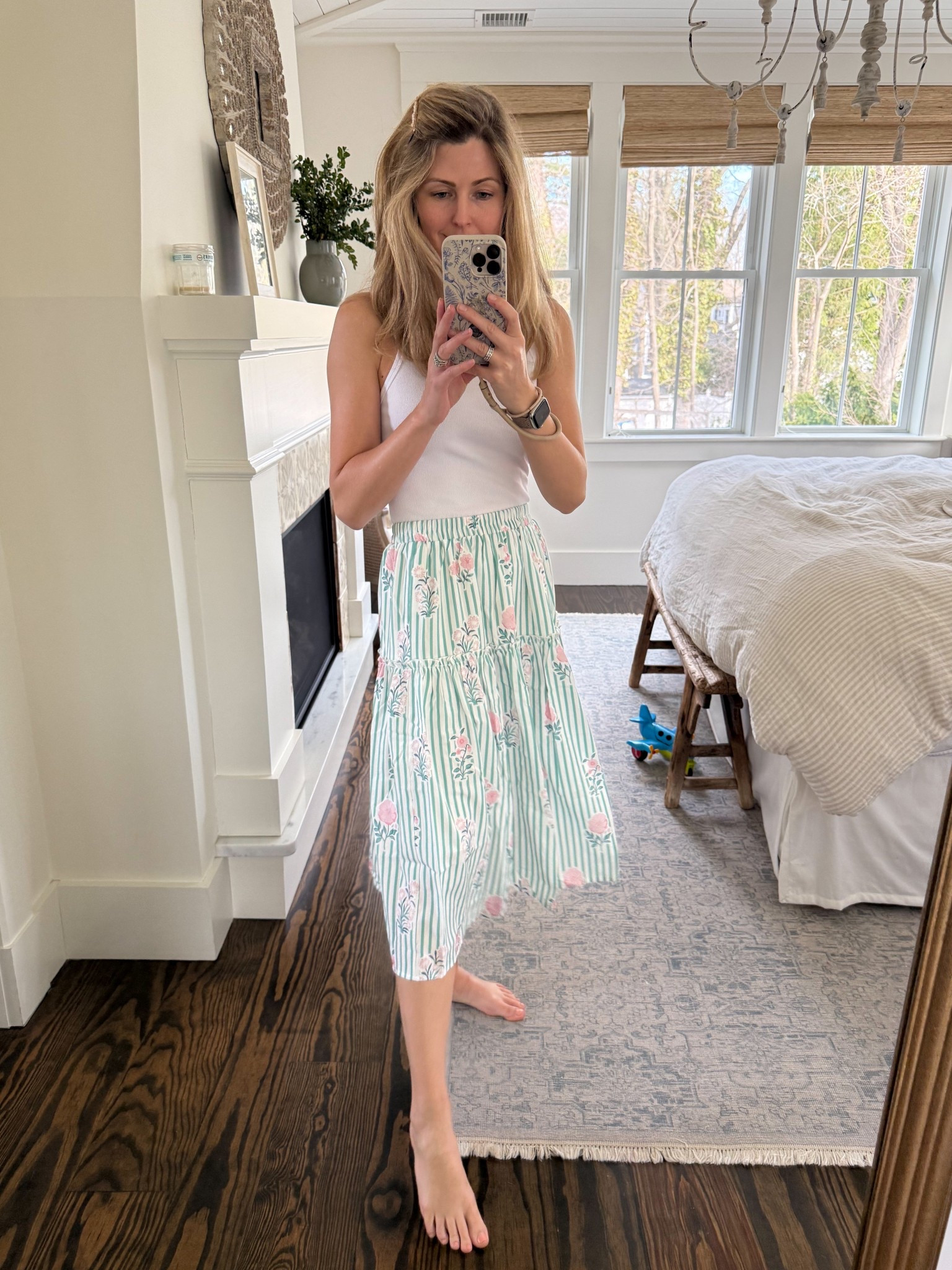 I spy with my little eye an airplane. Also a cute skirt from Amazon! The tank is Amazon too and a standard in my rotation. 

#LTKOver40 #LTKFindsUnder50 #LTKStyleTip