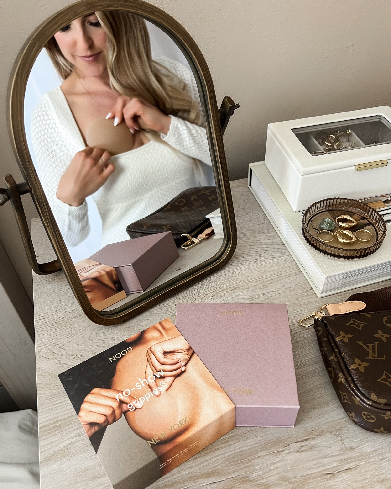 ✨🤍🍹🍺🍰 date night essentials 

@welovenood #welovebood #lovenood

#LTKFindsUnder50 #LTKBeauty #LTKStyleTip