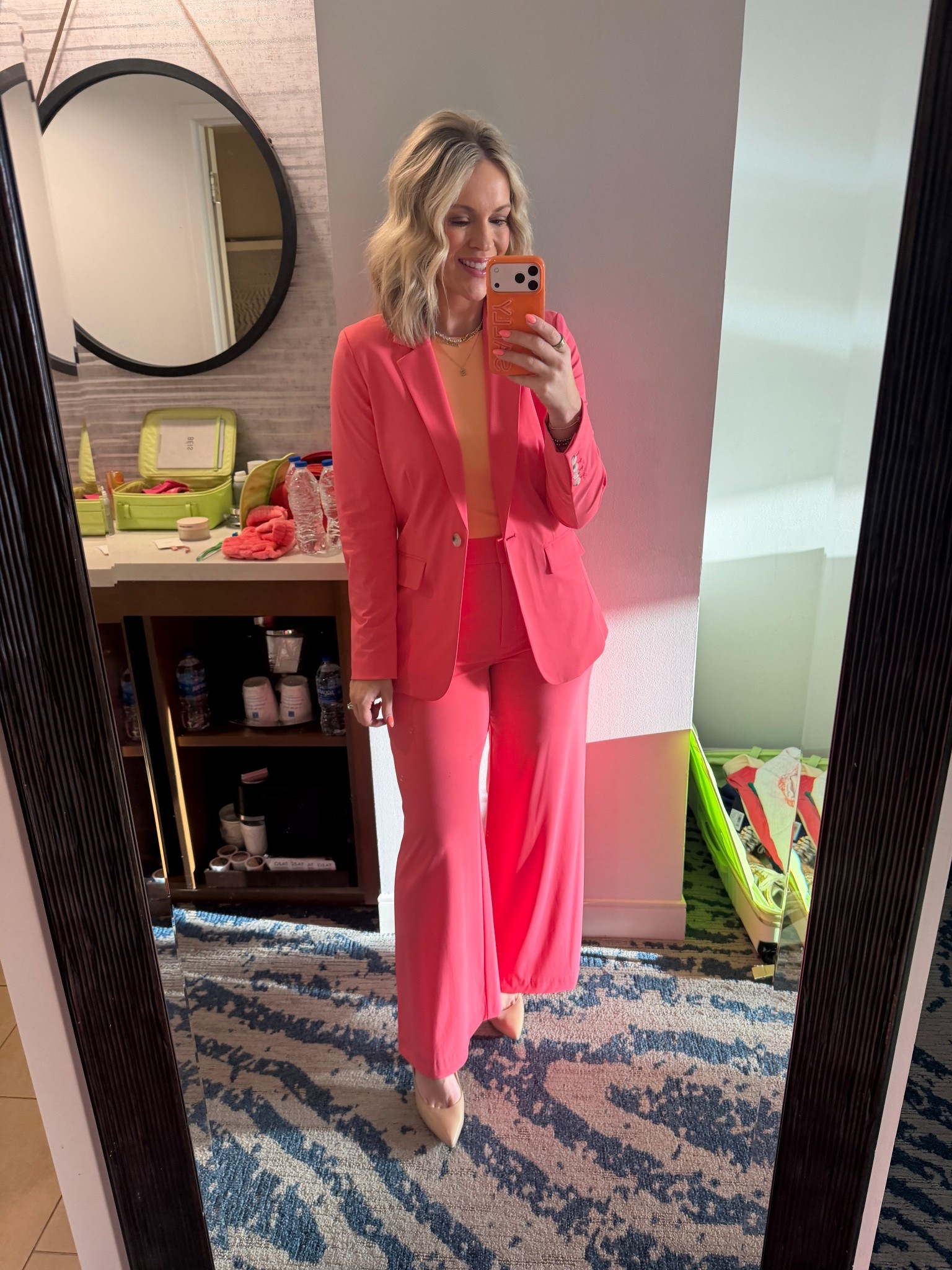 Jacket size 6
Pants size 8

Top is old. This suit is sooo comfortable! And has stretch to it! The perfect spring 🌷

#LTKdayinmylife #LTKmorningroutine #LTKSpringSale