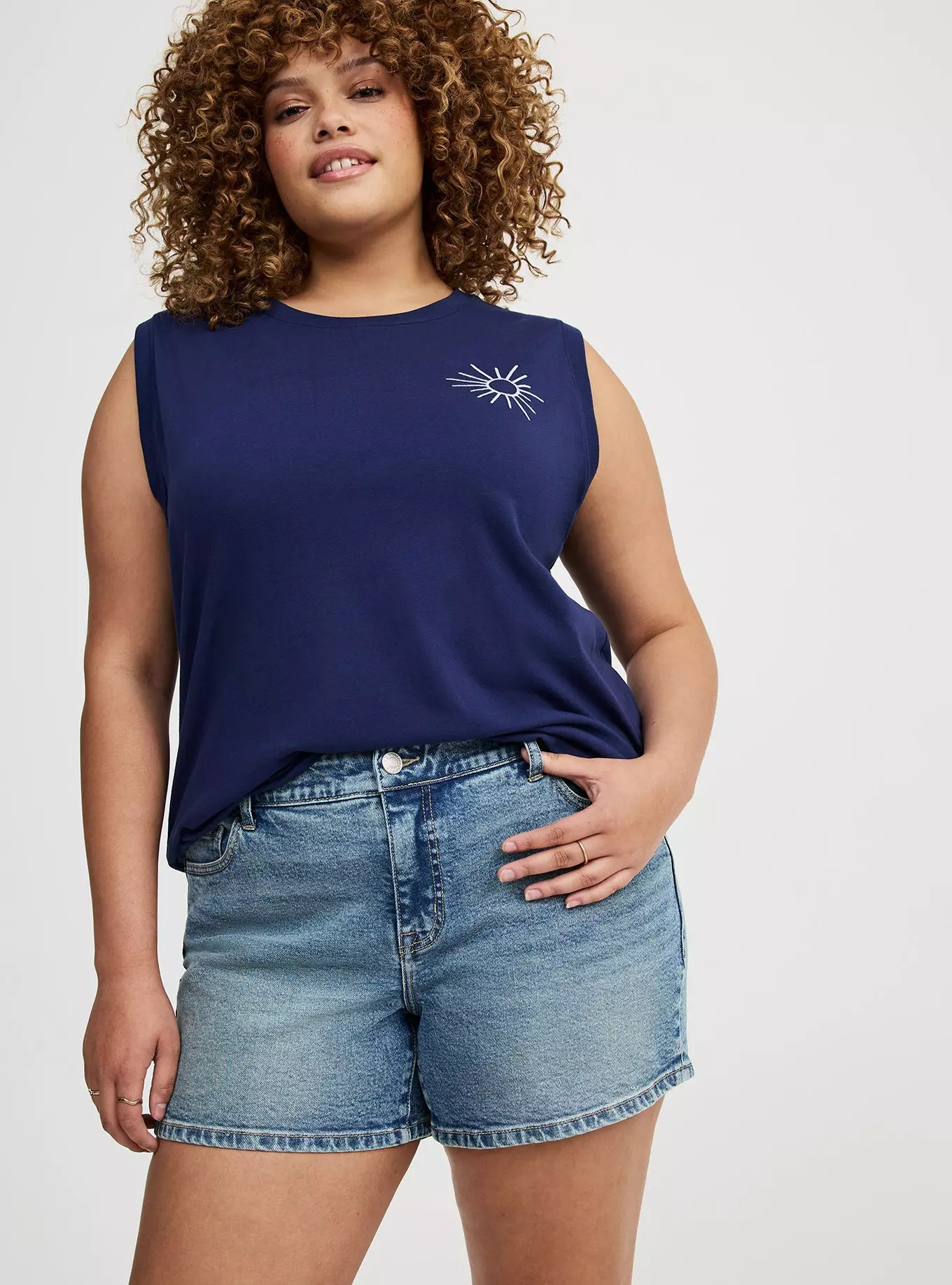 5'' Relaxed Mid-Rise Short | Torrid (US & Canada)