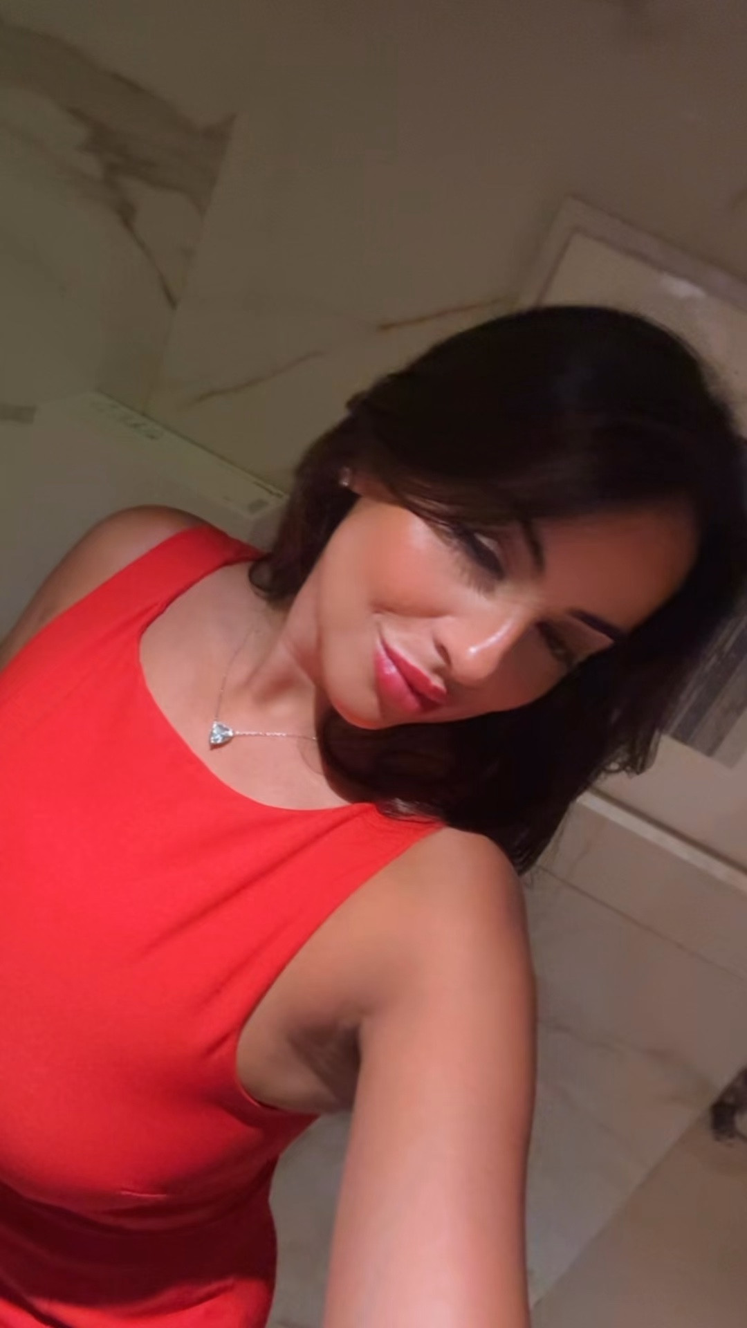 little red dress 

#LTKootd