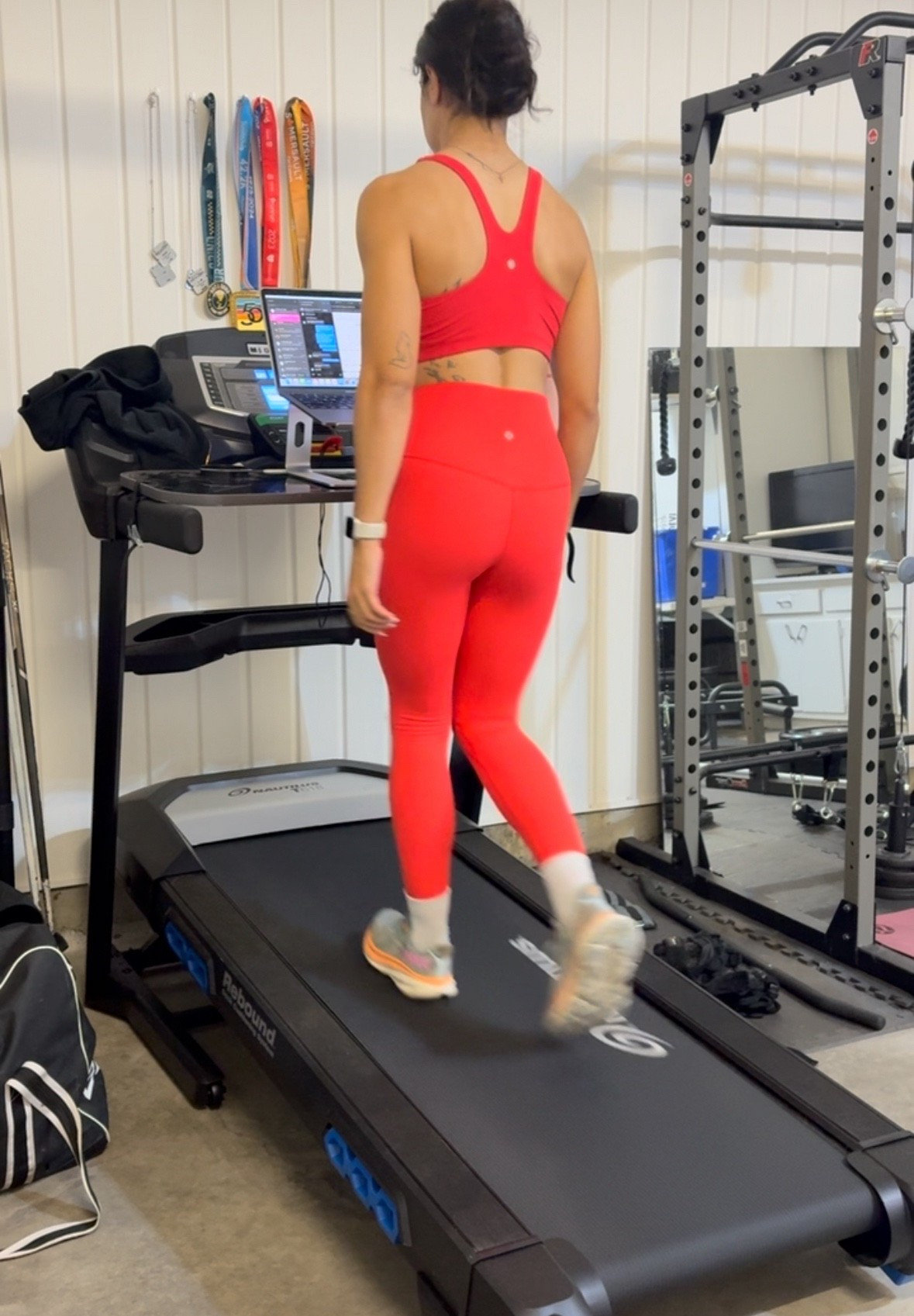 All red today ❤️

#LTKcanada #LTKfall #LTKfitness