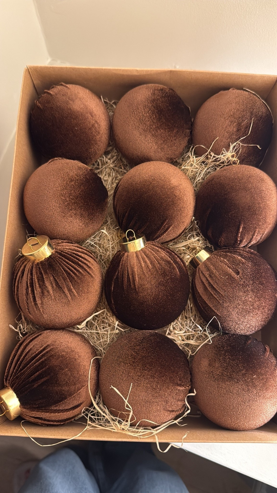 Amazon Chocolate brown velvet baubles 🤎✨

#LTKwinter #LTKfestive #LTKhome