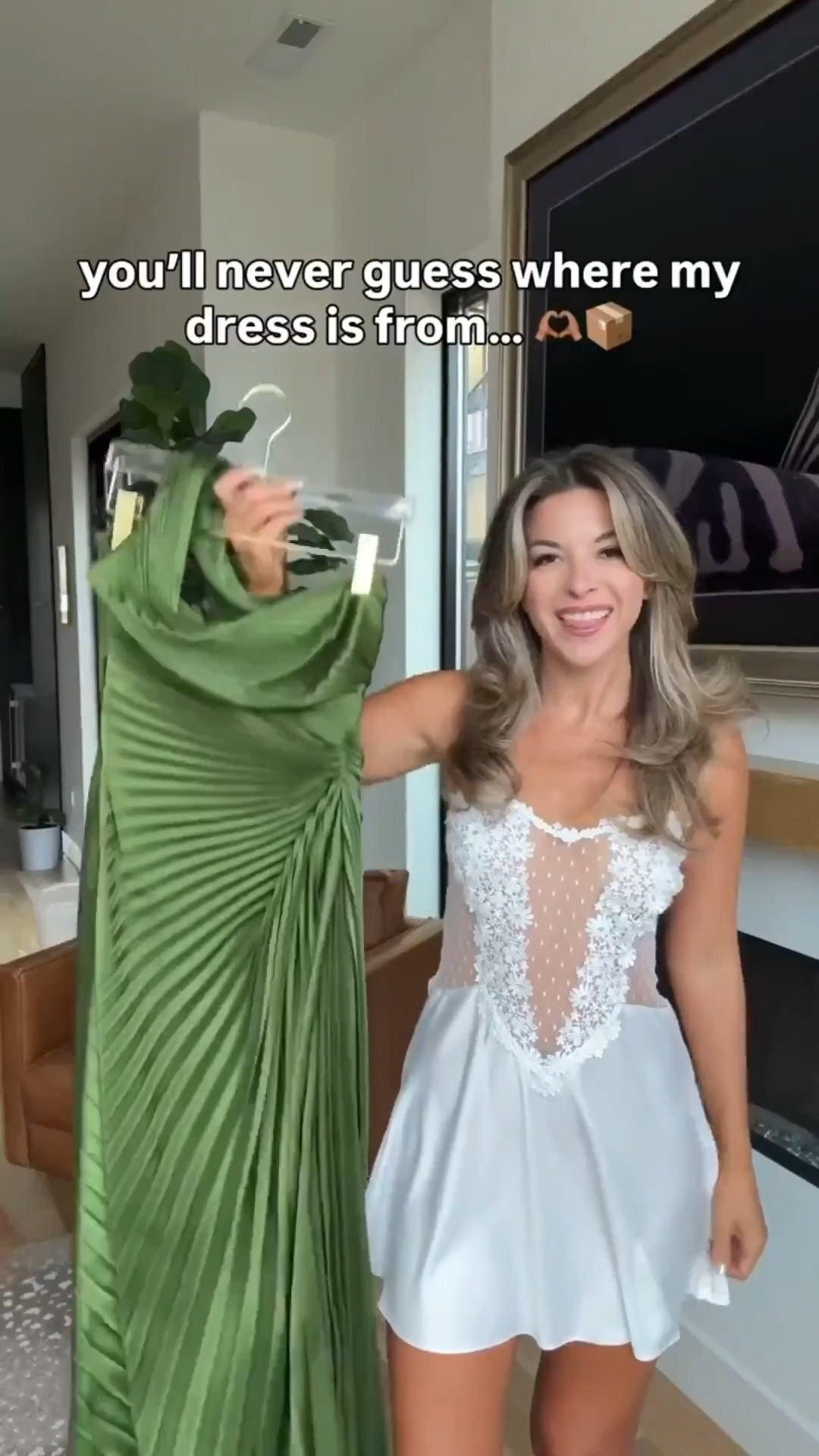 Ivy green pleated one shoulder wedding guest and spring formal event dress from Amazon  

Electric picks code: emerson20
Vivrelle code: emersonhannon 

Wearing my usual small/2

Wedding guest
formal event
Black tie
Spring party
Special occasion
Pleated dress
One shoulder







#LTKootd #LTKSeasonal #LTKgrwm