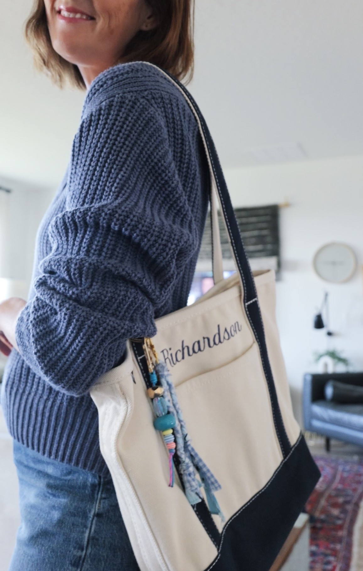 What’s inside my bag  

#LTKdayinmylife #LTKmomlife #LTKmorningroutine