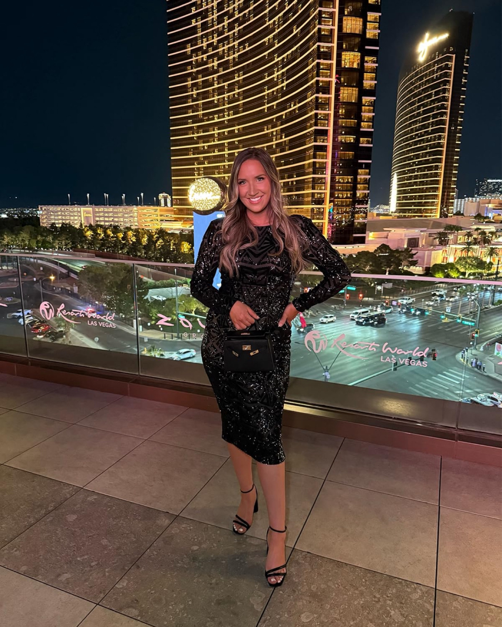 Last nights outfit 🖤✨

Amazon seasonal sparkles sessions black midi fall fashion 

#LTKStyleTip #LTKSeasonal #LTKShoeCrush