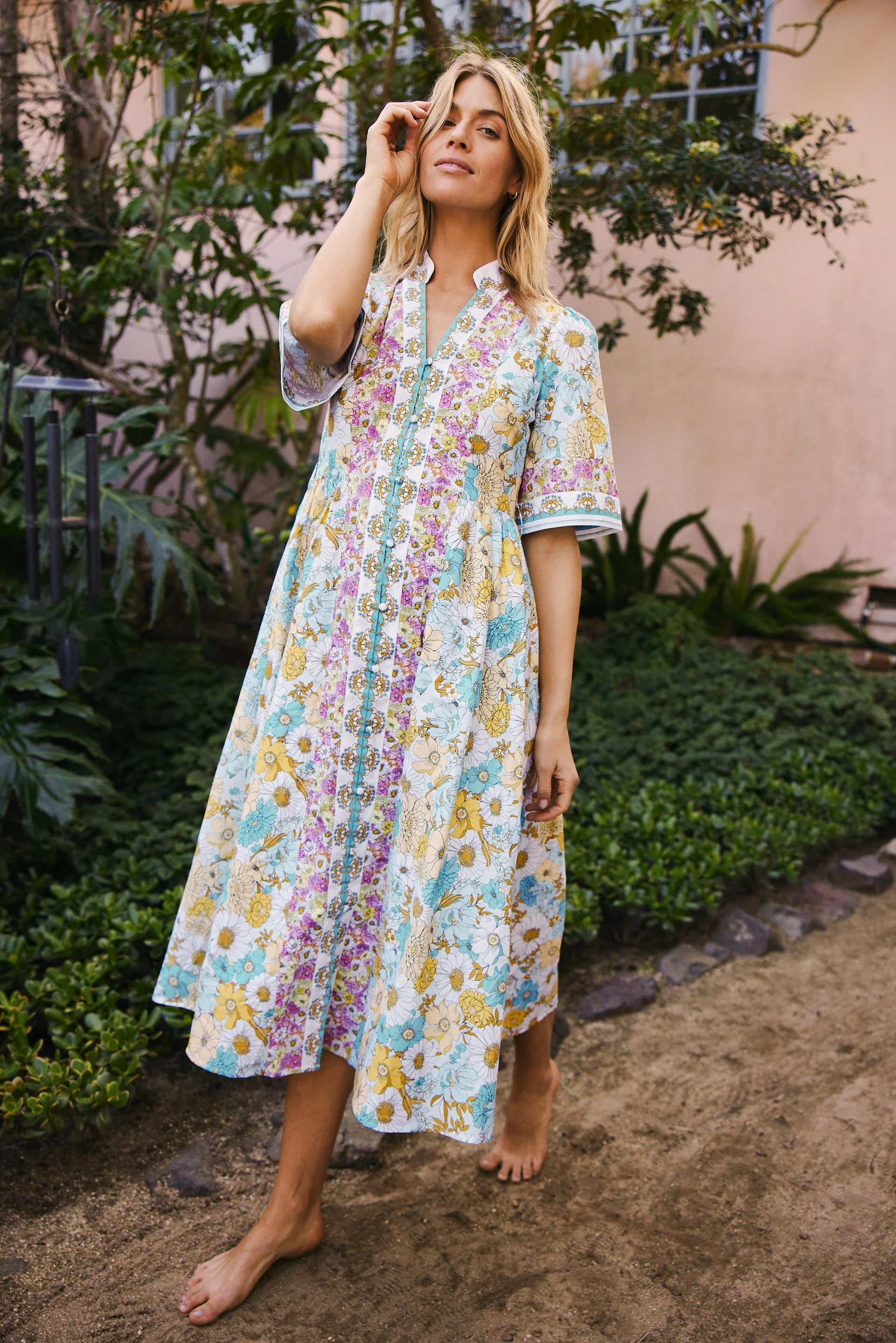 Collar Neck Dress | Hermoza