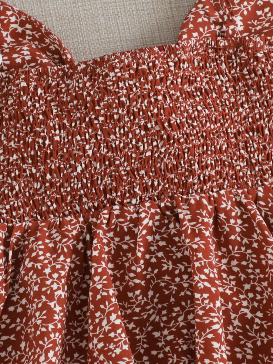 SHEIN Ditsy Floral Self-Tie Cami Peplum Top | SHEIN