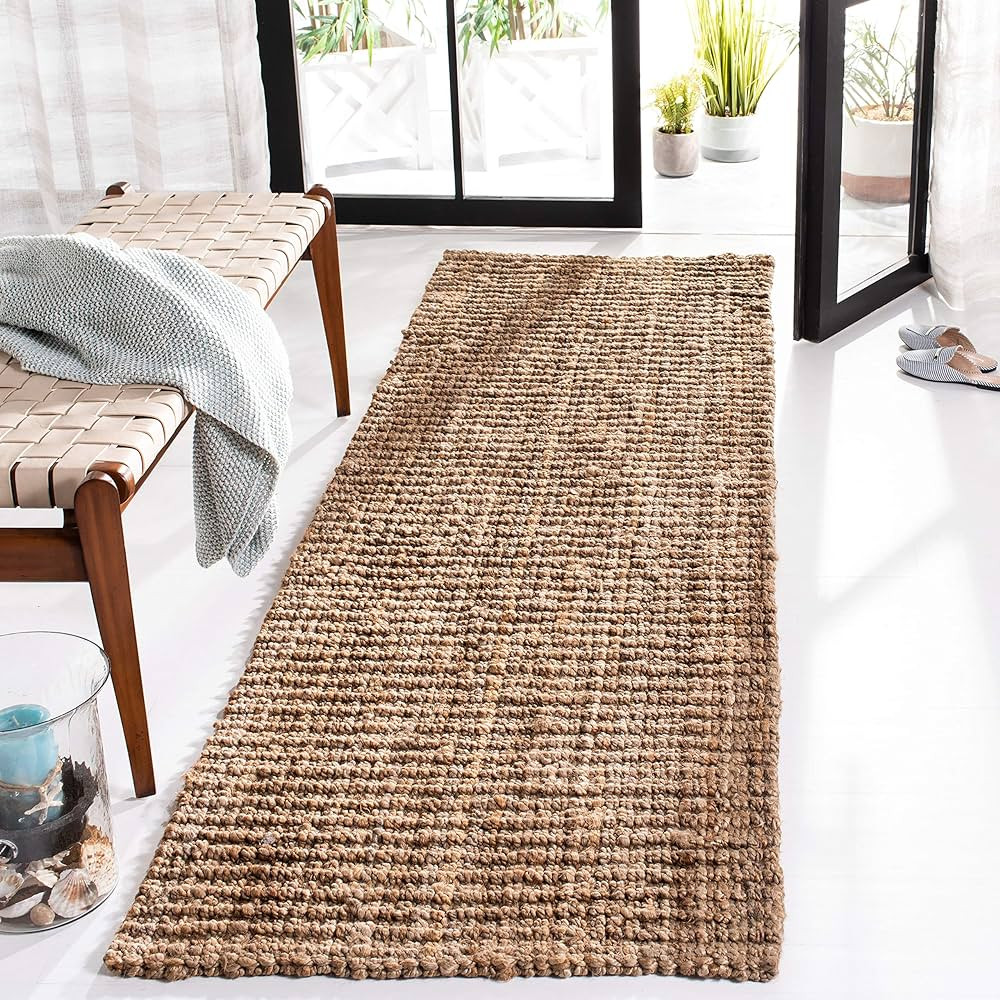 SAFAVIEH Natural Fiber Collection Runner Rug - 2'6" x 8', Natural, Handmade Chunky Textured Jute ... | Amazon (US)