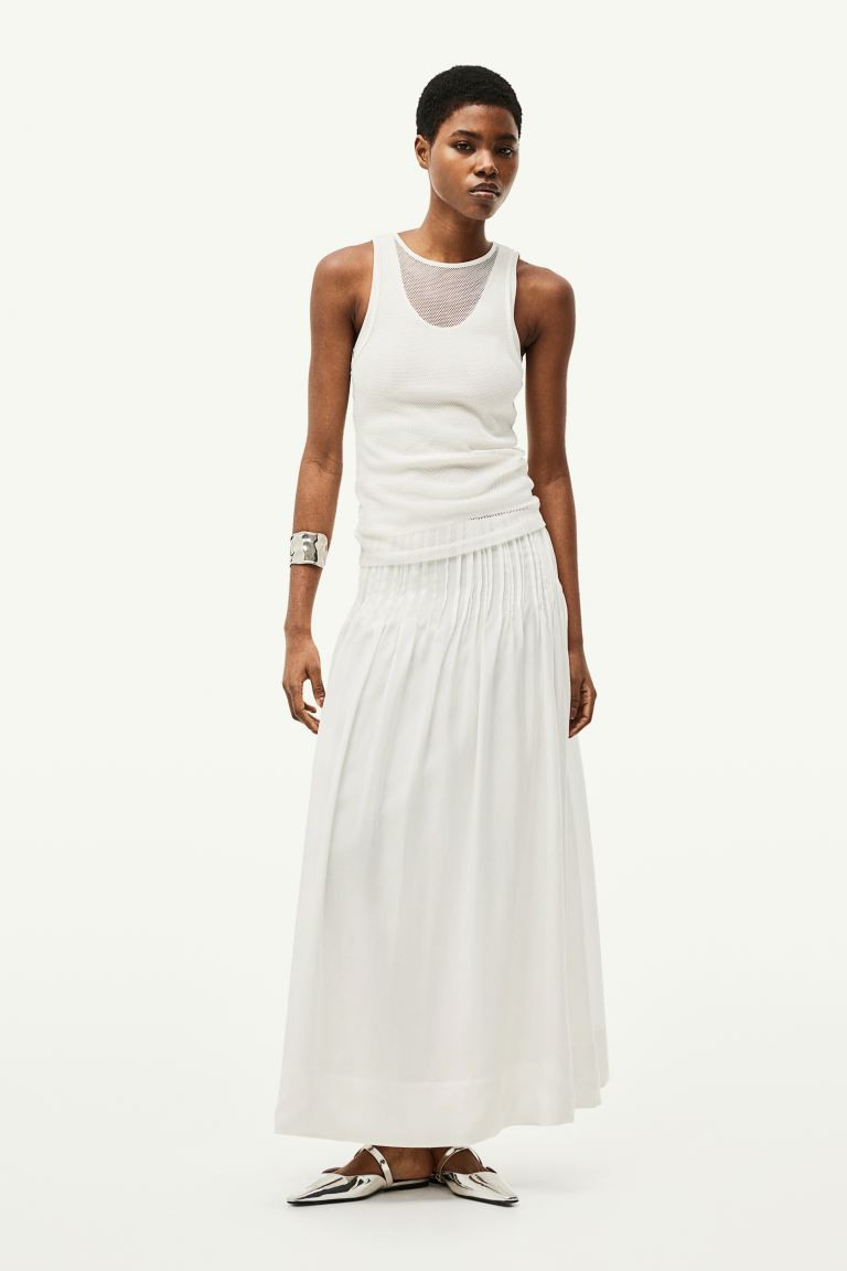 Pin-tuck skirt | H&M (UK, MY, IN, SG, PH, TW, HK)