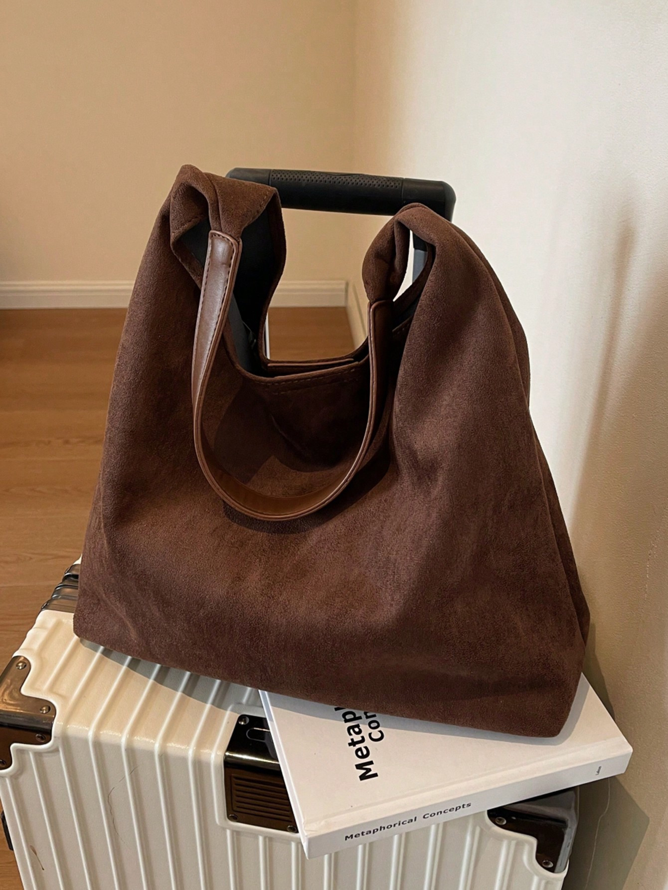 Tendances2 pièces set: 1 sac à épaule vintage en daim à grand capacité et 1 doublure intéri... | SHEIN