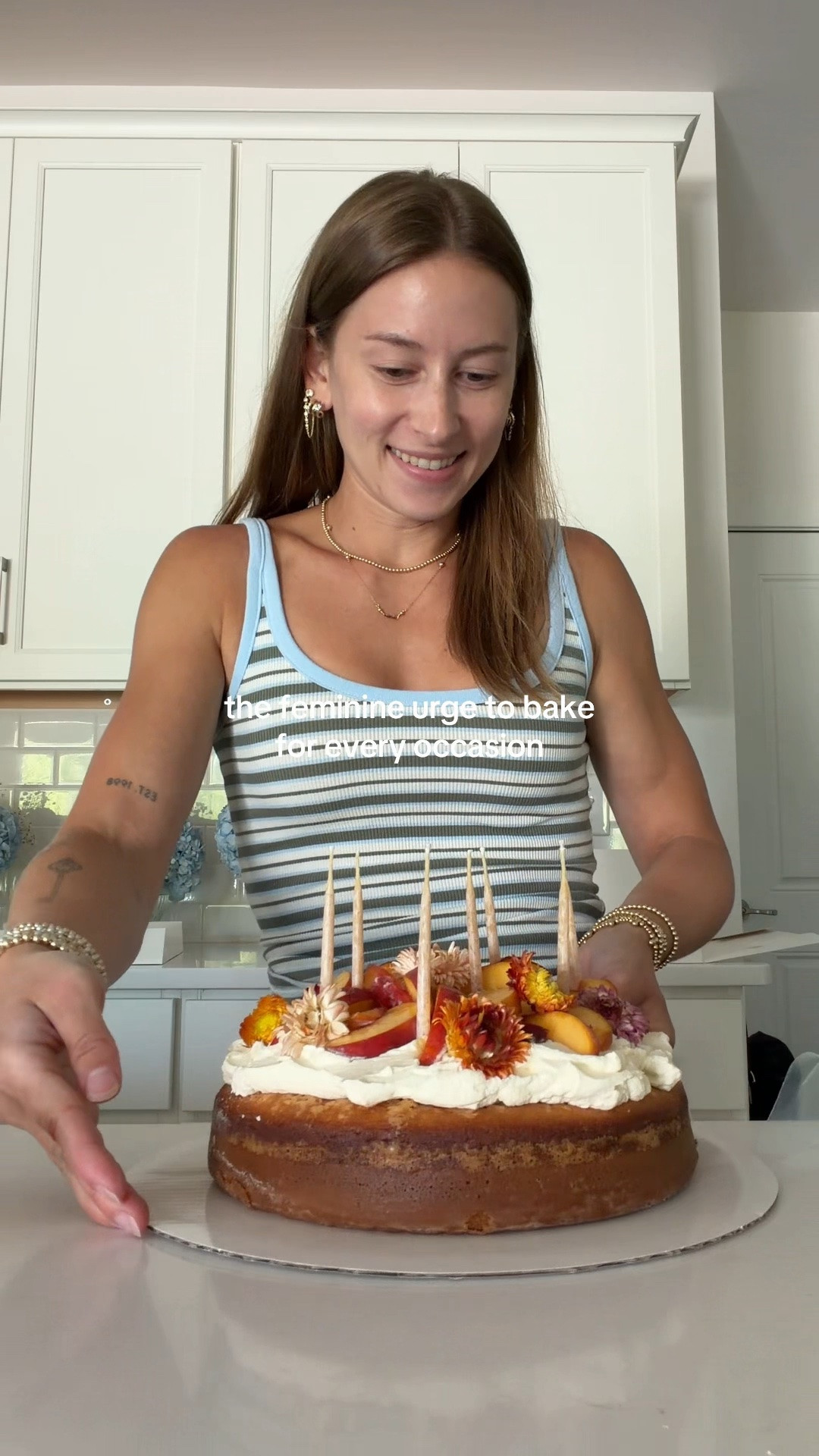 9/12/26 Peaches & Cream Cake Details 🍑🎂 Everything I can link is here ✨

#LTKfoodie #LTKvlog #LTKHome
