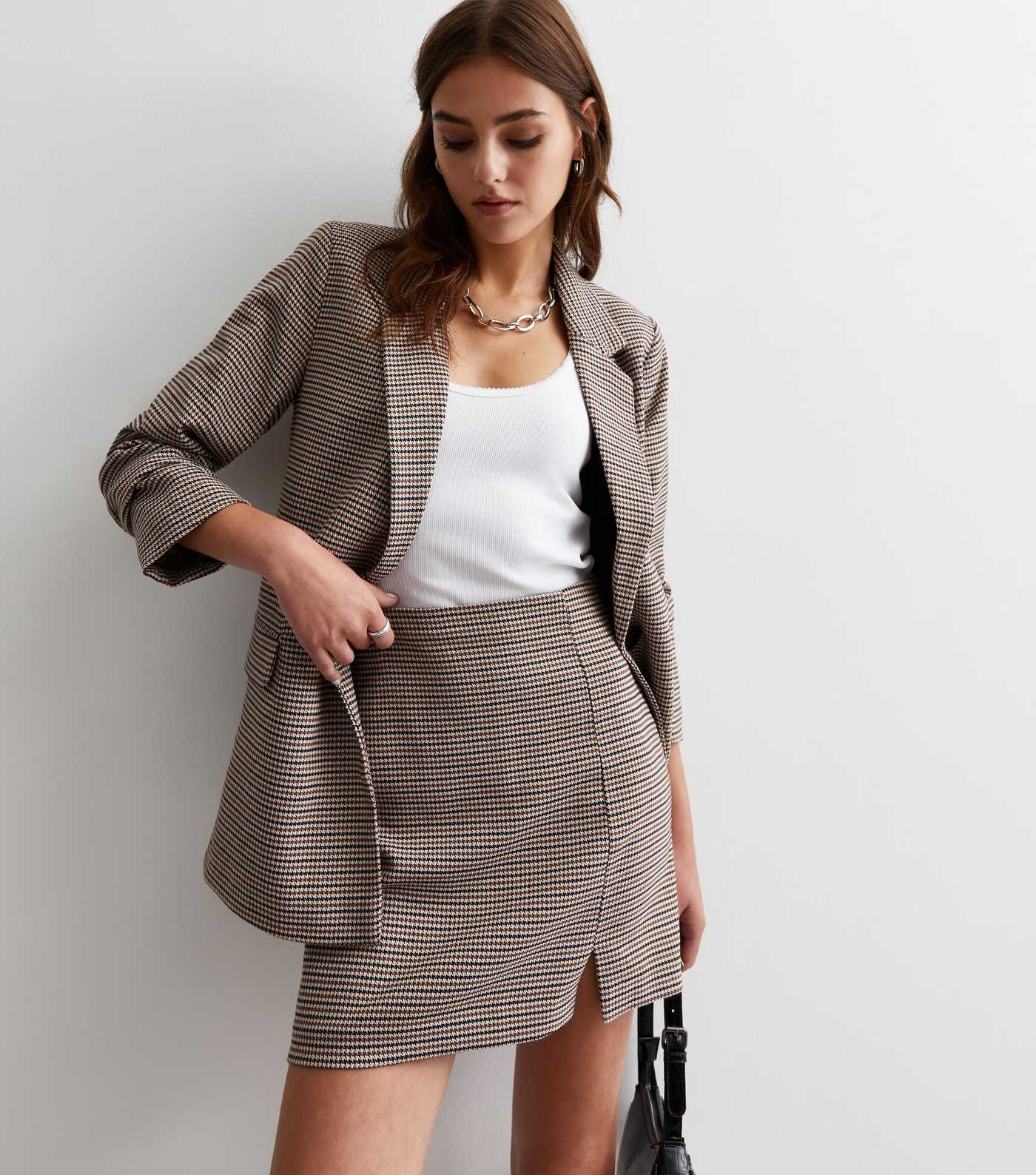 Brown Heritage Check Split Hem Mini Skirt
						
						Add to Saved Items
						Remove from Saved... | New Look (UK)